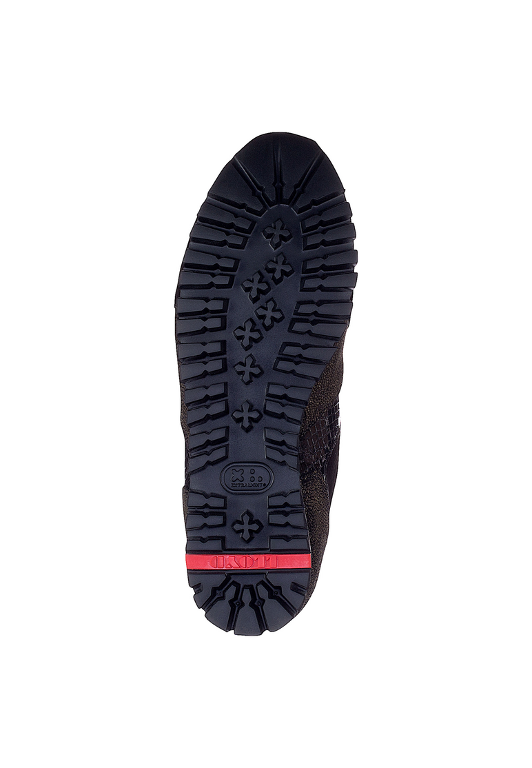 SNEAKER SNEAKER