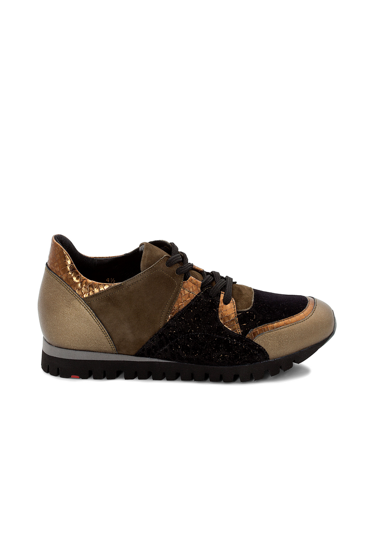 SNEAKER SNEAKER
