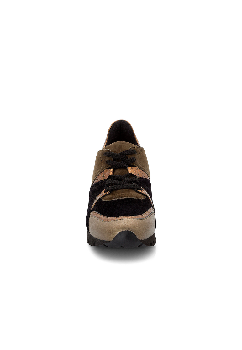 SNEAKER SNEAKER