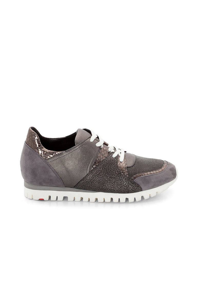 SNEAKER SNEAKER