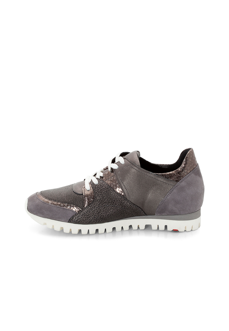 SNEAKER SNEAKER