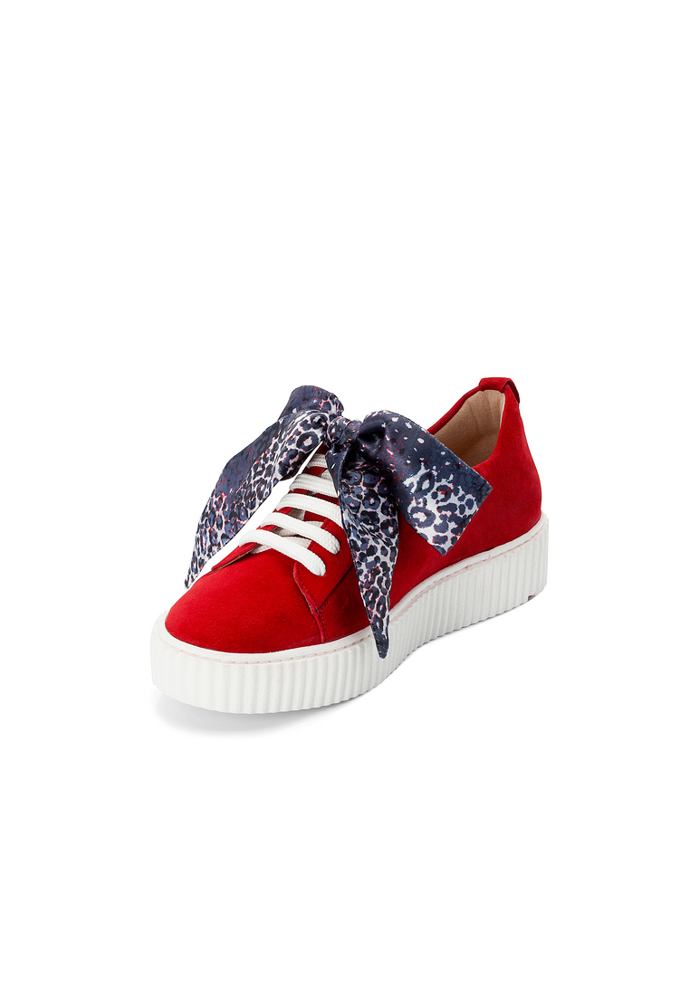 SNEAKER SNEAKER