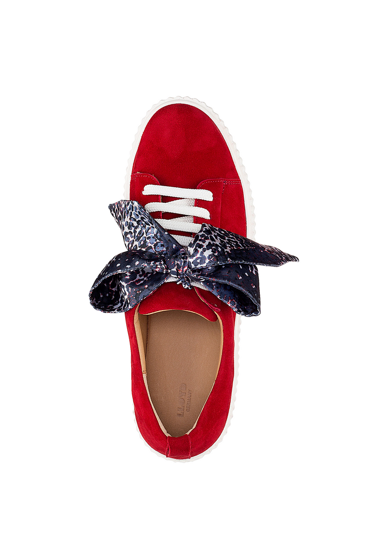 SNEAKER SNEAKER