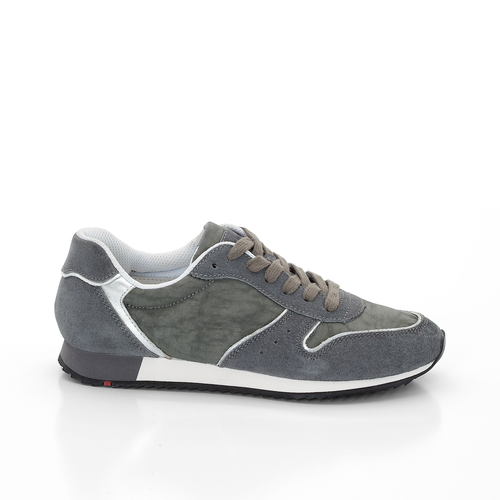 SNEAKER SNEAKER