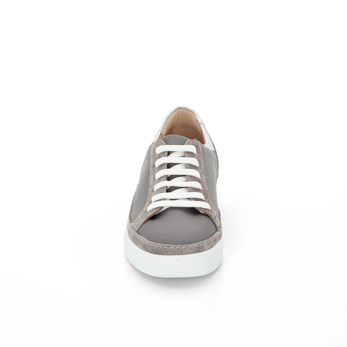 SNEAKER SNEAKER