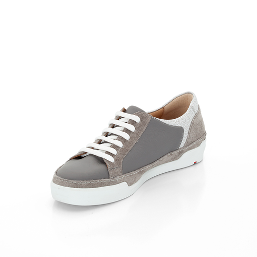 SNEAKER SNEAKER