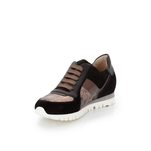 SNEAKER SNEAKER
