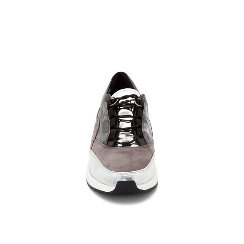 SNEAKER SNEAKER