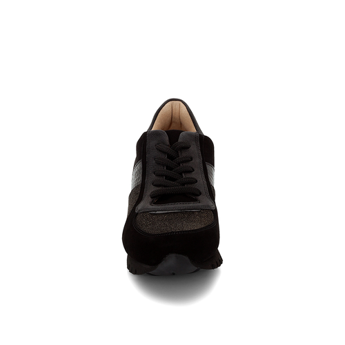 SNEAKER SNEAKER