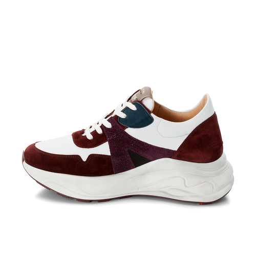 SNEAKER SNEAKER
