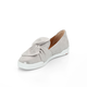 SNEAKER SNEAKER